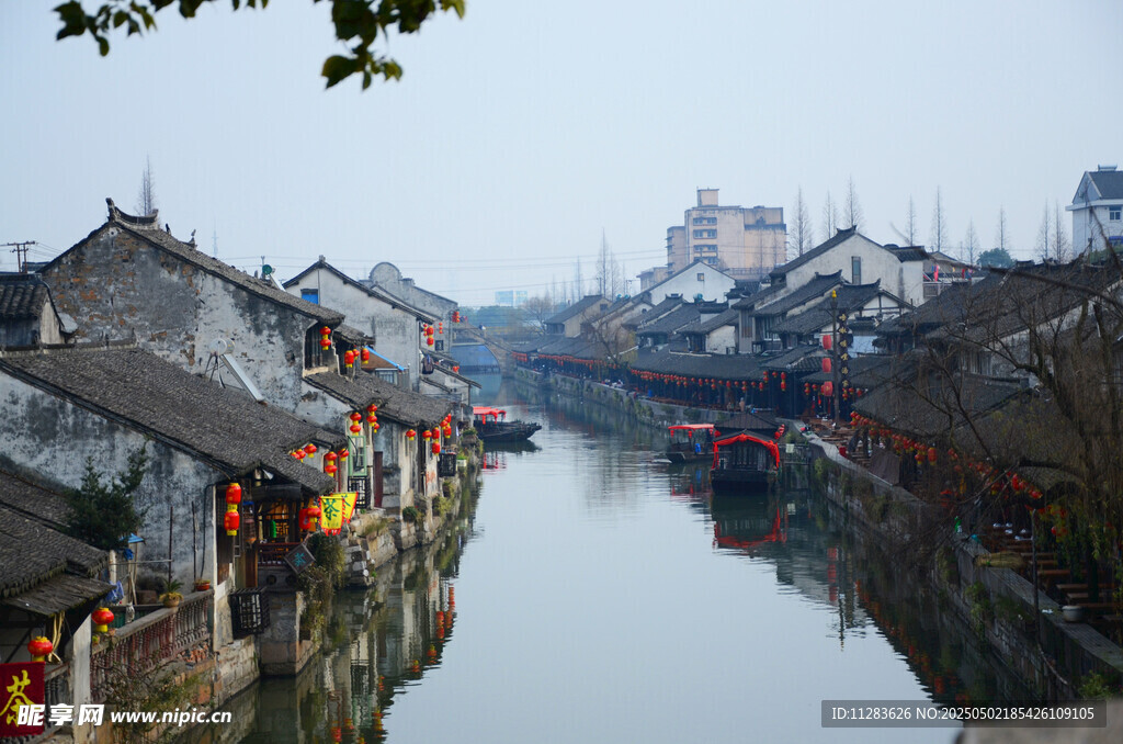 江南水乡古镇河道风景