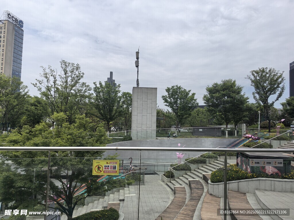 城市中的纪念碑景观