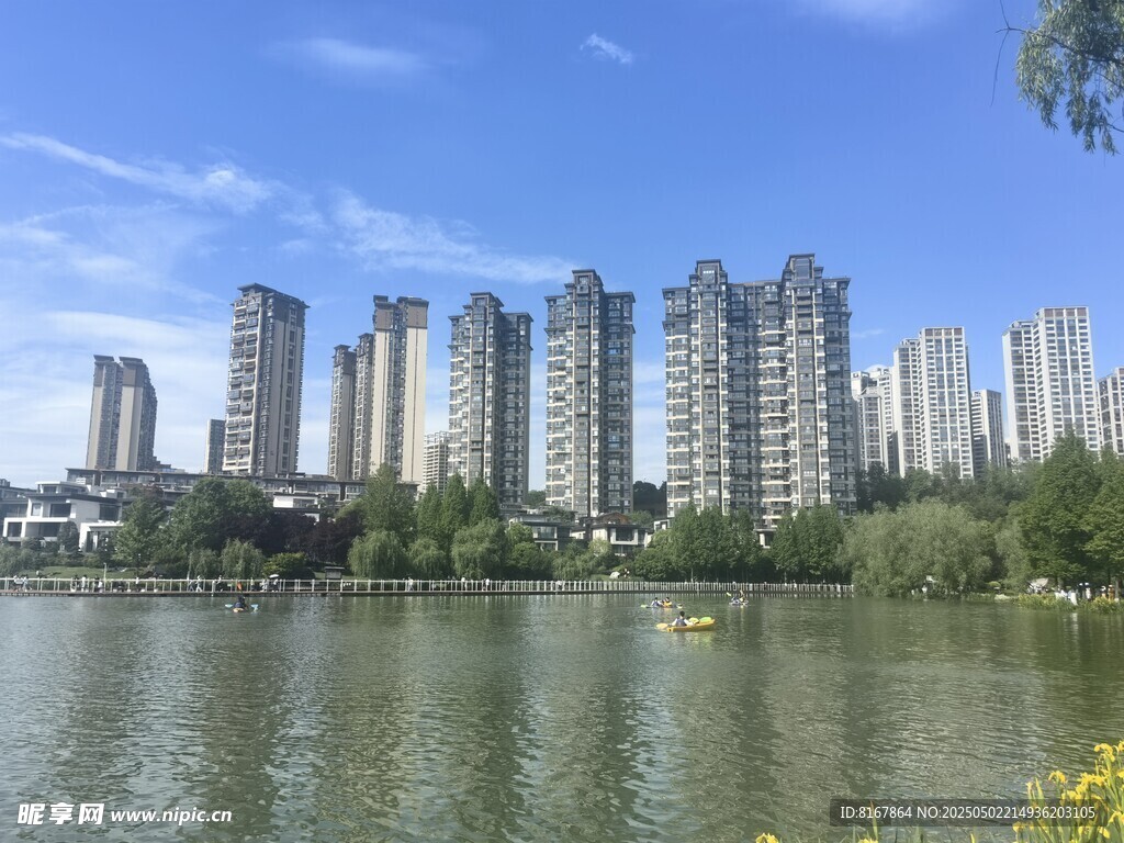 阅山湖