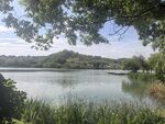 湖畔自然风光美景