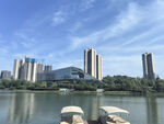 阅山湖