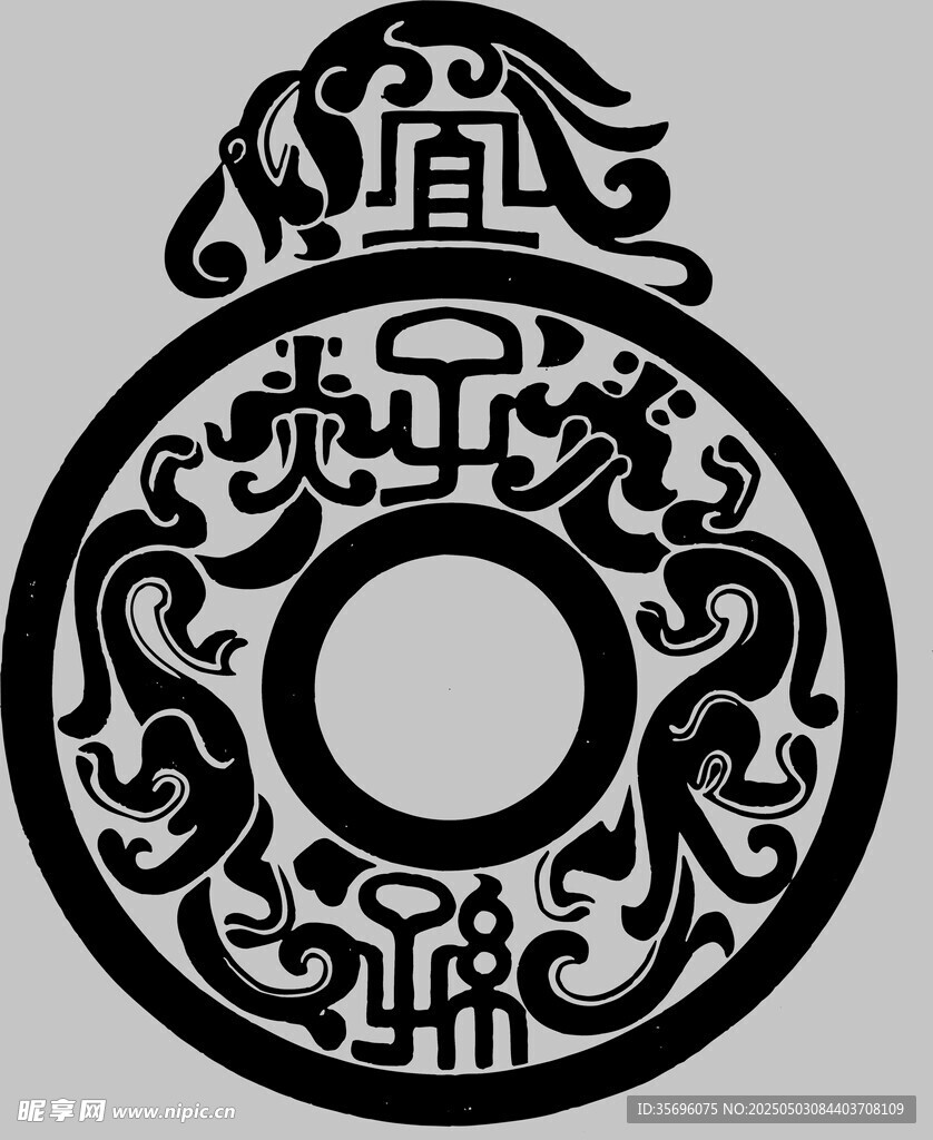 传统中式圆形龙纹玉佩图案