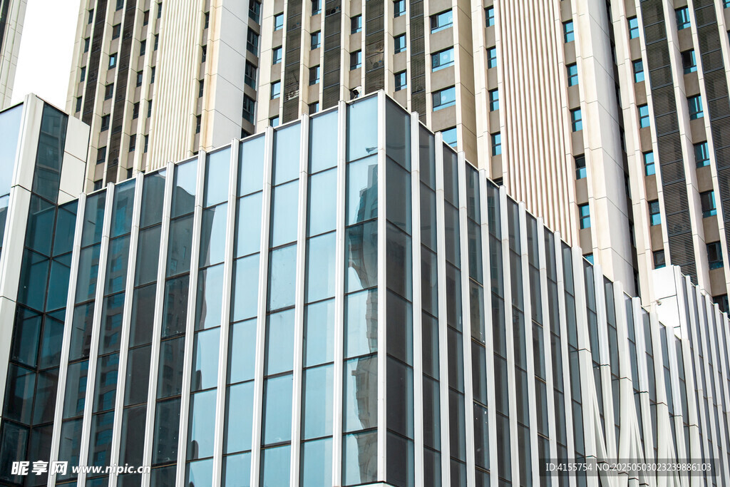 现代都市高楼建筑外观
