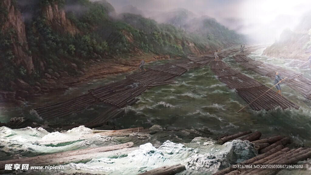 汹涌河流旁的壮丽自然景观
