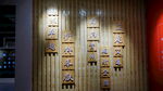 墙面展示的精美系列展品
