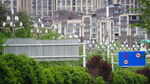 城市中绿树环绕的建筑景观