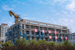 城市中在建的大型建筑