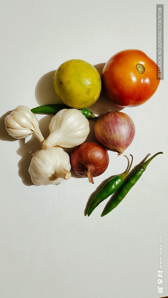 多彩新鲜蔬菜组合