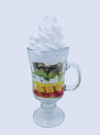 水果奶油分层甜品杯