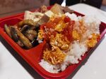 快餐盒饭