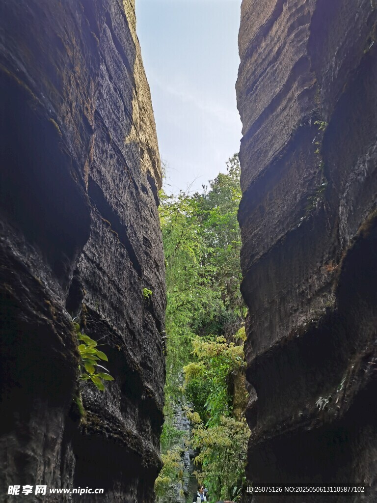 峡谷