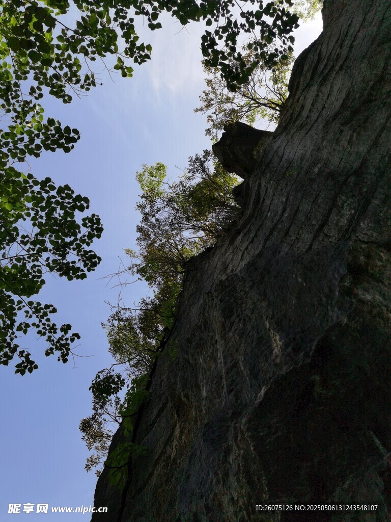 峭壁