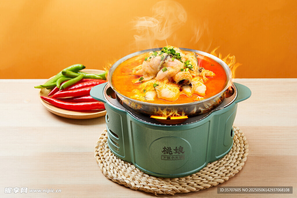热气腾腾的美味火锅料理