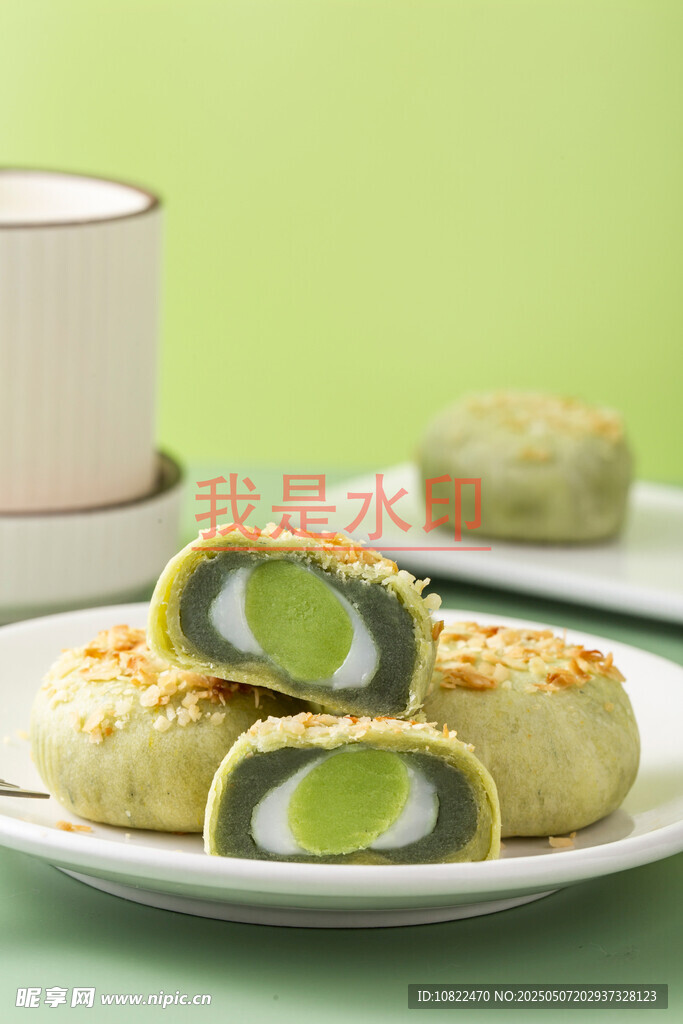 抹茶夹心糕点诱人呈现