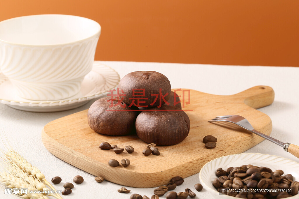 美味巧克力球与咖啡搭配