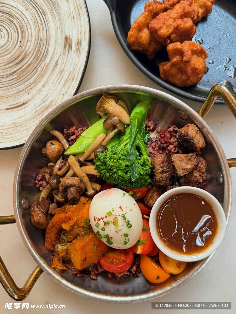 美味烤肉套餐搭配多样