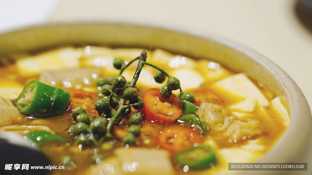 美味豆腐煲 鲜香诱人