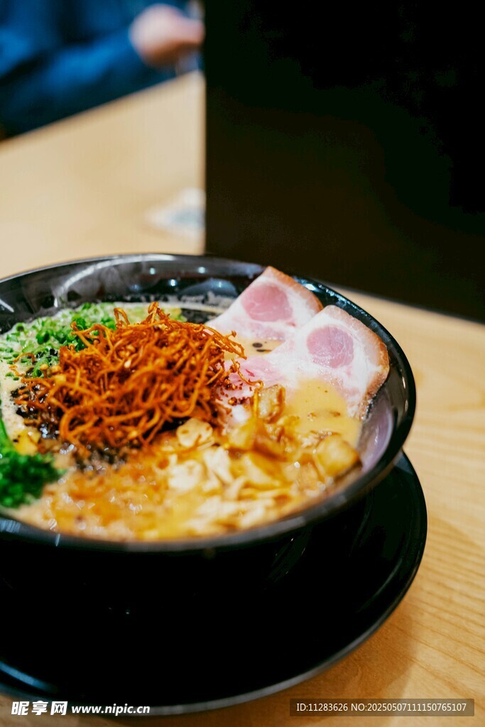 美味日式拉面诱人呈现