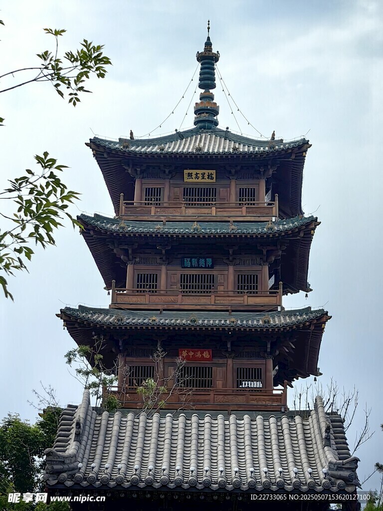 中式多层古塔建筑景观