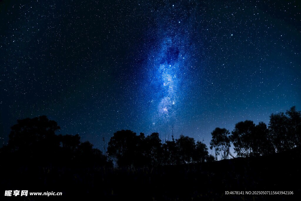 夜空下的璀璨星河