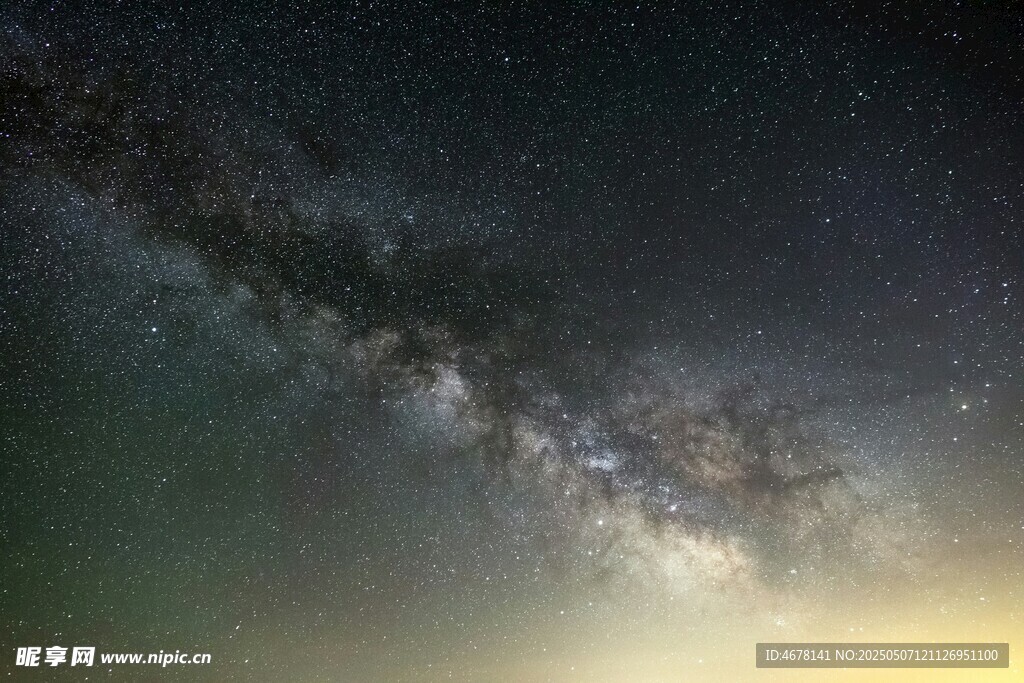 璀璨星空下的壮丽银河