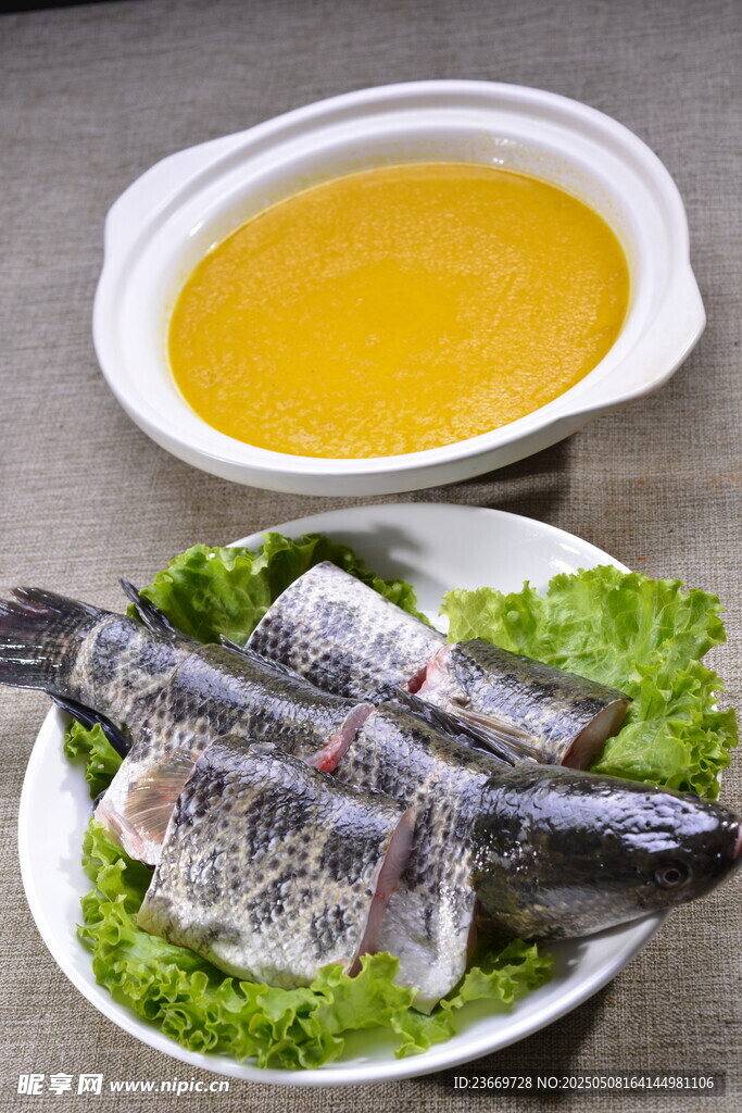 金汤配鲜鱼美食诱人