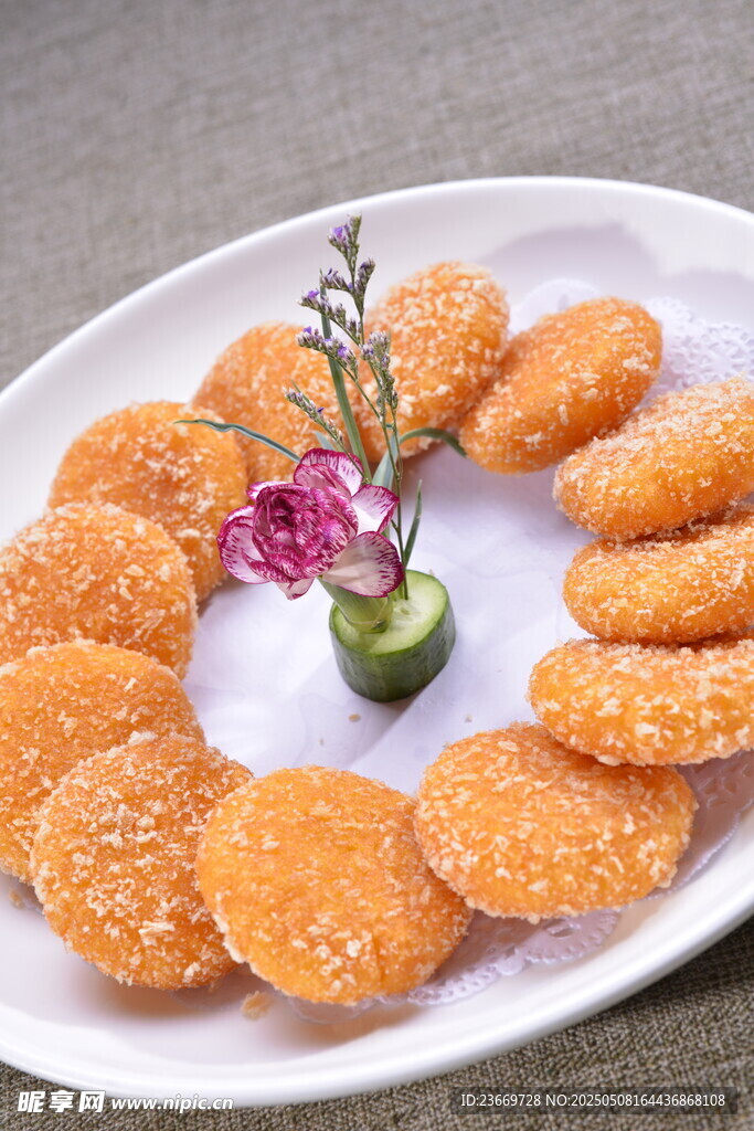 芝麻南瓜饼摆盘精致