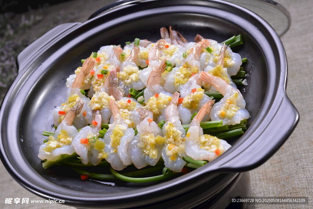 蒜蓉粉丝蒸虾美食佳肴