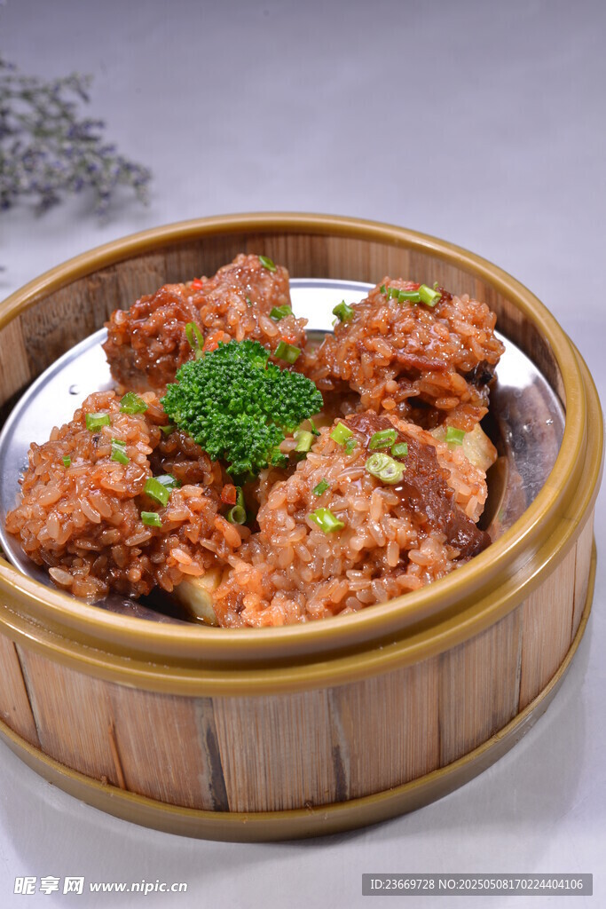 竹笼蒸排骨