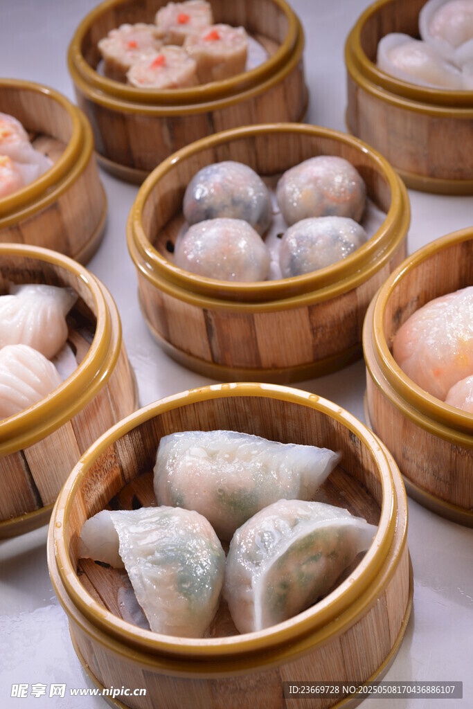 多样美味中式蒸饺