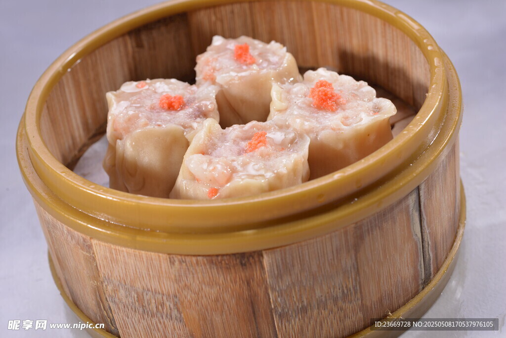 竹制蒸笼里的美味烧麦