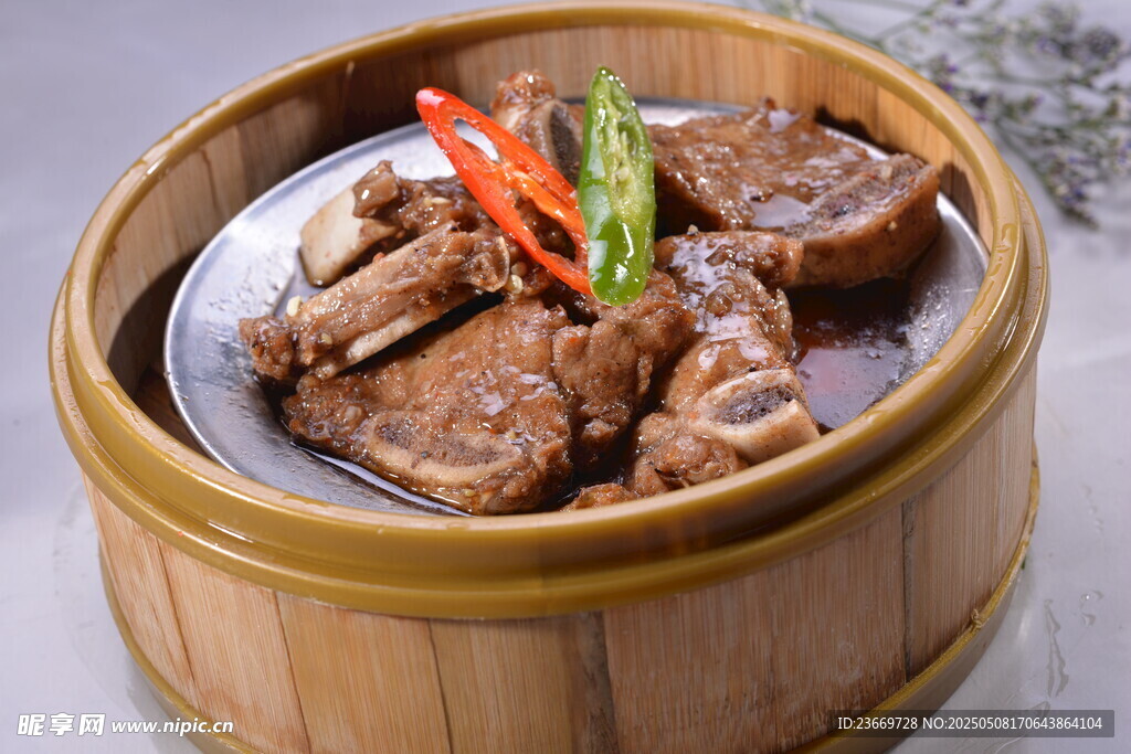 竹笼蒸牛排