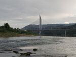 河畔斜拉桥风景