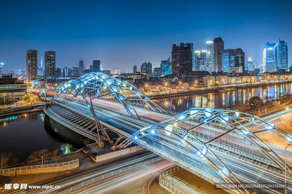 城市夜景立交桥璀璨灯光