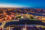 城市璀璨夜景俯瞰图