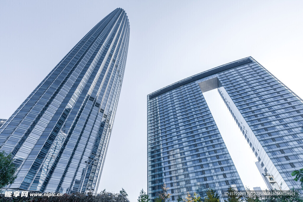 现代摩天大楼城市景观