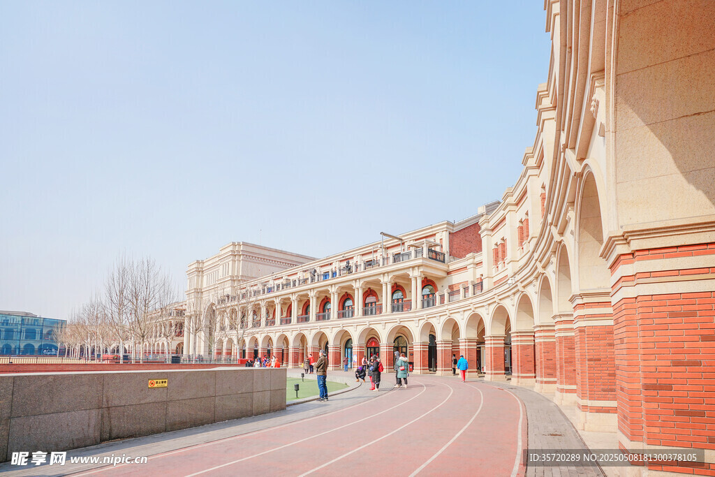 欧式长廊建筑景观
