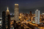 都市璀璨夜景俯瞰图