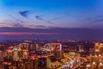 城市璀璨夜景俯瞰图