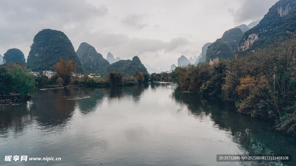 漓江山水美景如画