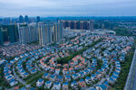 俯瞰环形布局住宅小区