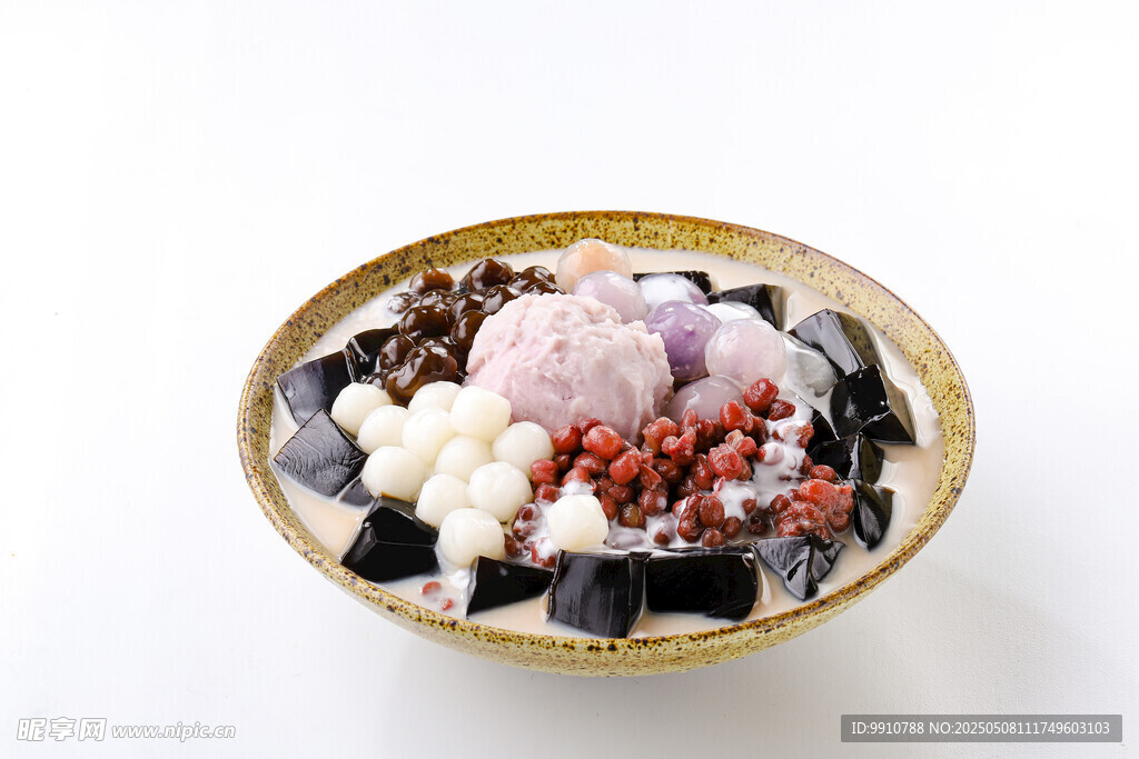紫薯红豆芋圆烧仙草