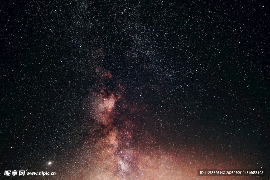 璀璨星空下的壮丽银河