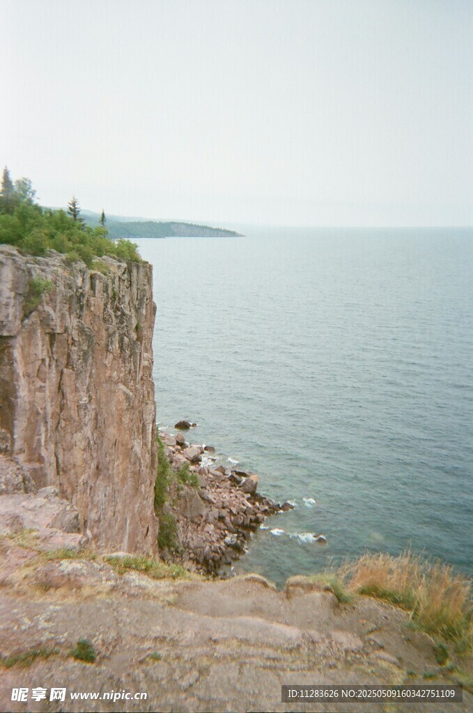 海边悬崖美景