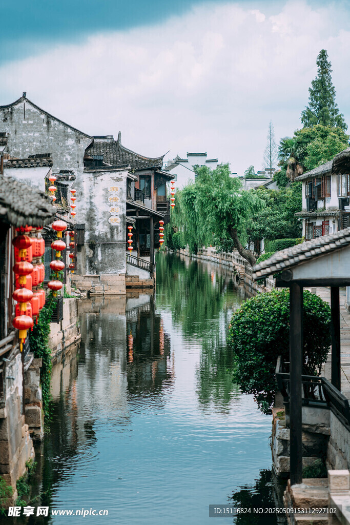 江南水乡古巷小河美景
