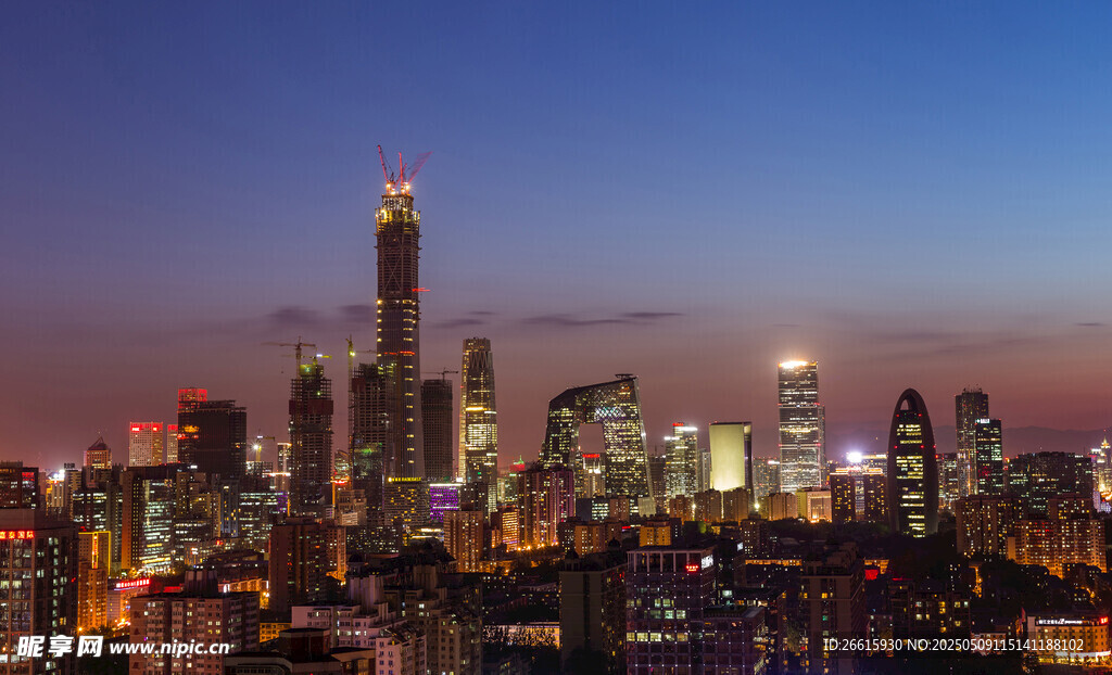 都市璀璨夜景天际线
