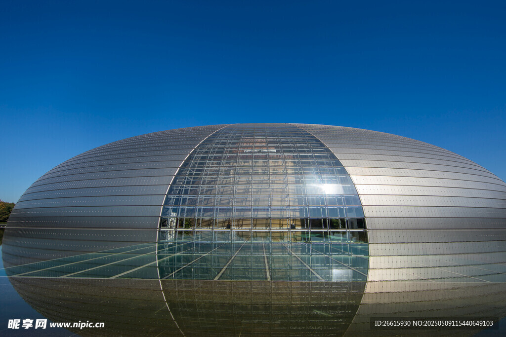 现代球形建筑外观景观