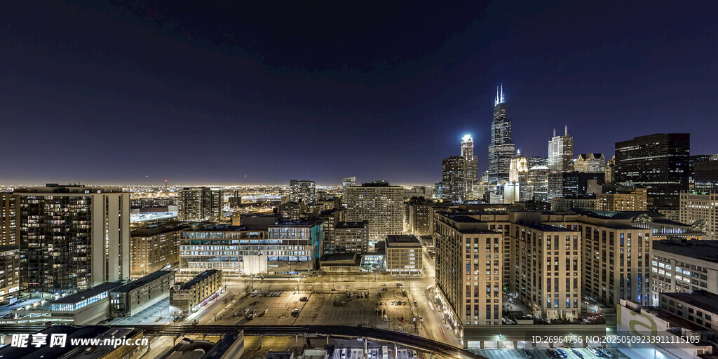 城市璀璨夜景俯瞰图