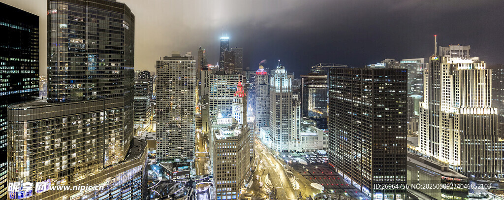 都市璀璨夜景俯瞰图