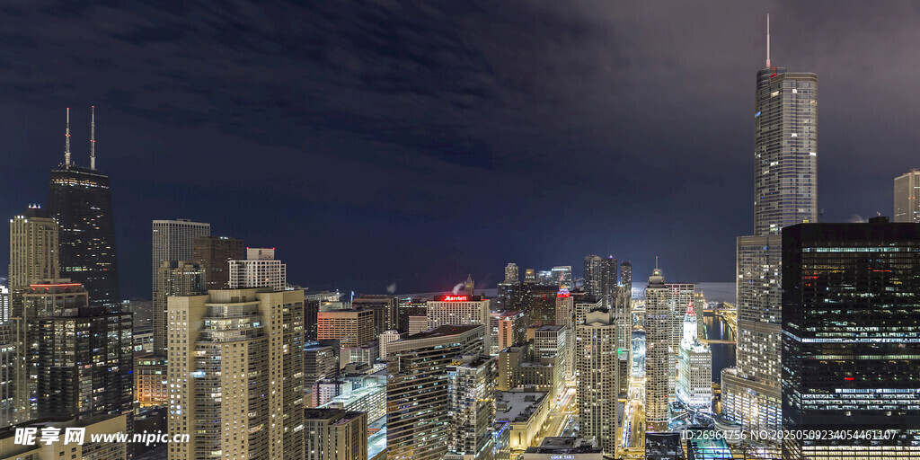 城市璀璨夜景俯瞰图